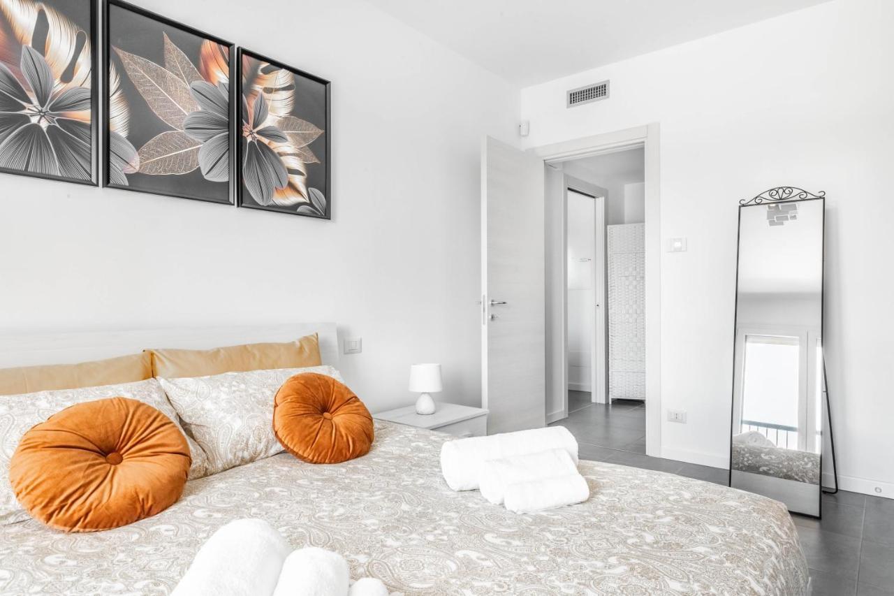 Harmony House - Rho Fiera 6min - Free Parking - Terrace Appartamento