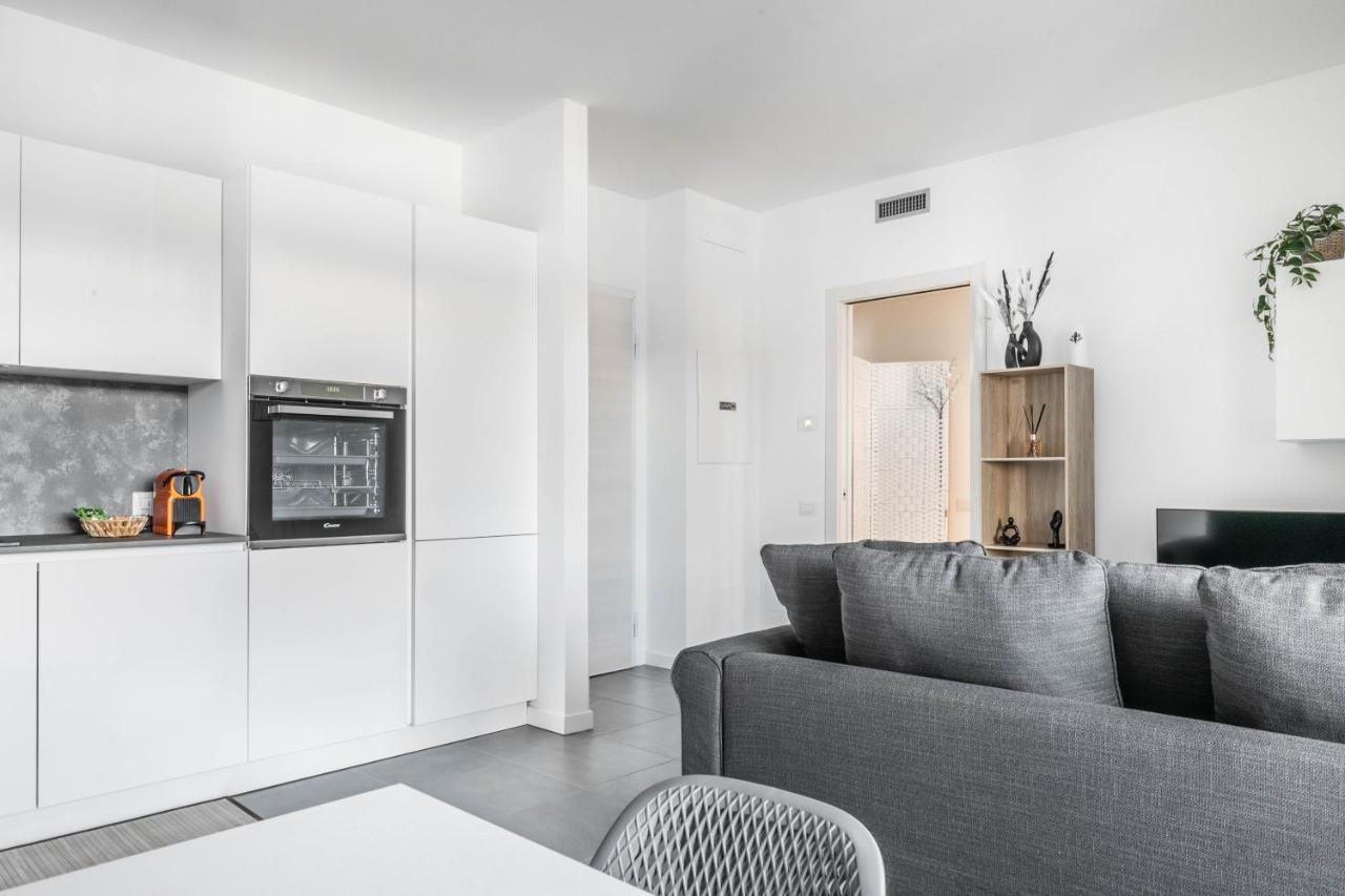 Harmony House - Rho Fiera 6min - Free Parking - Terrace Appartamento *