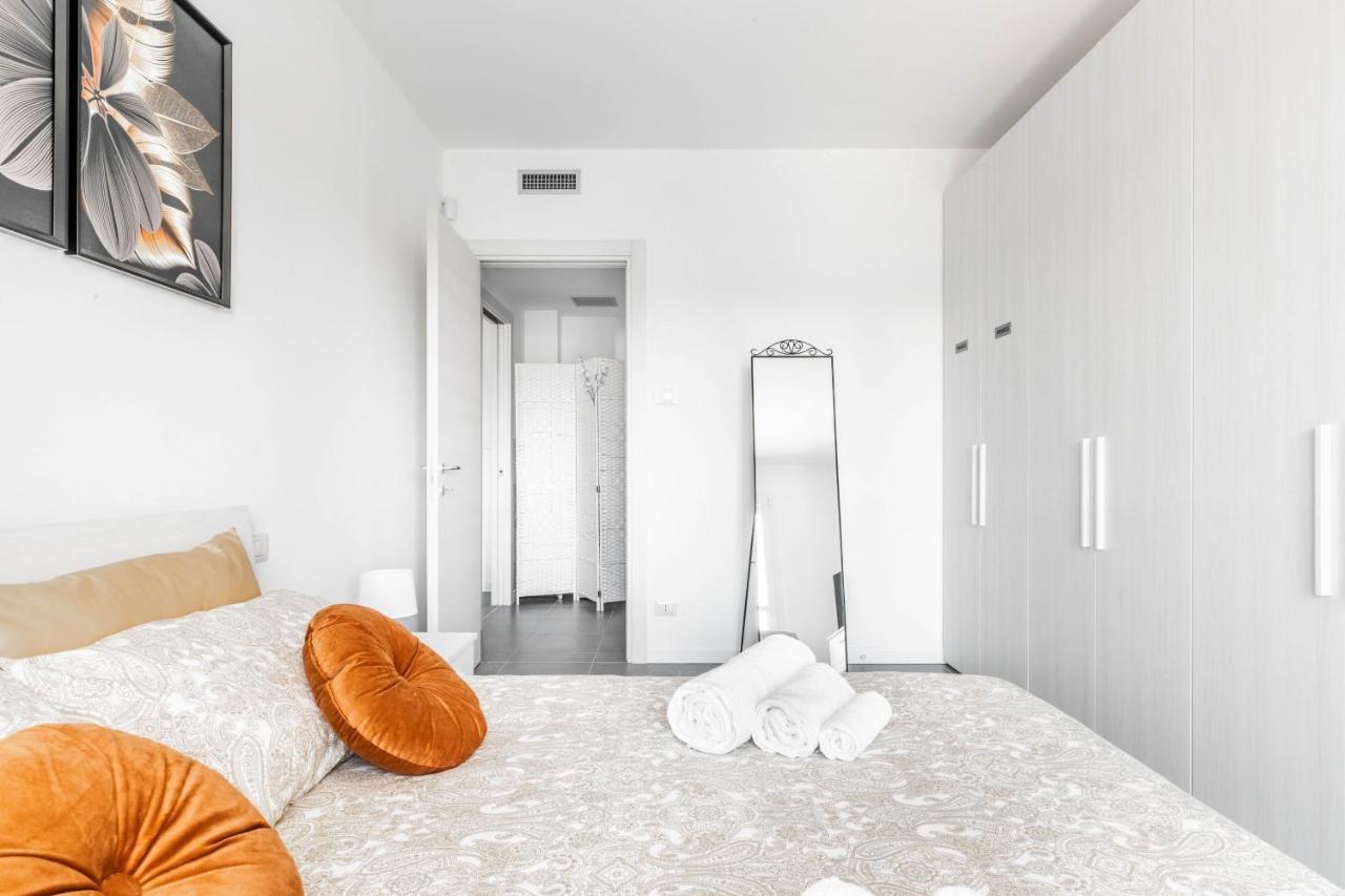 Harmony House - Rho Fiera 6min - Free Parking - Terrace Appartamento *